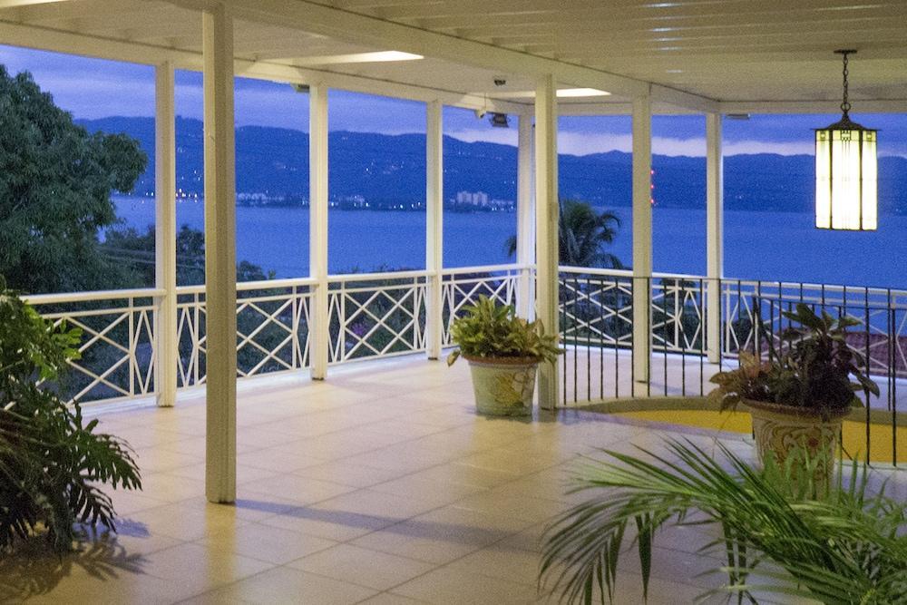 Polkerris Bed & Breakfast 몬테고 베이 외부 사진