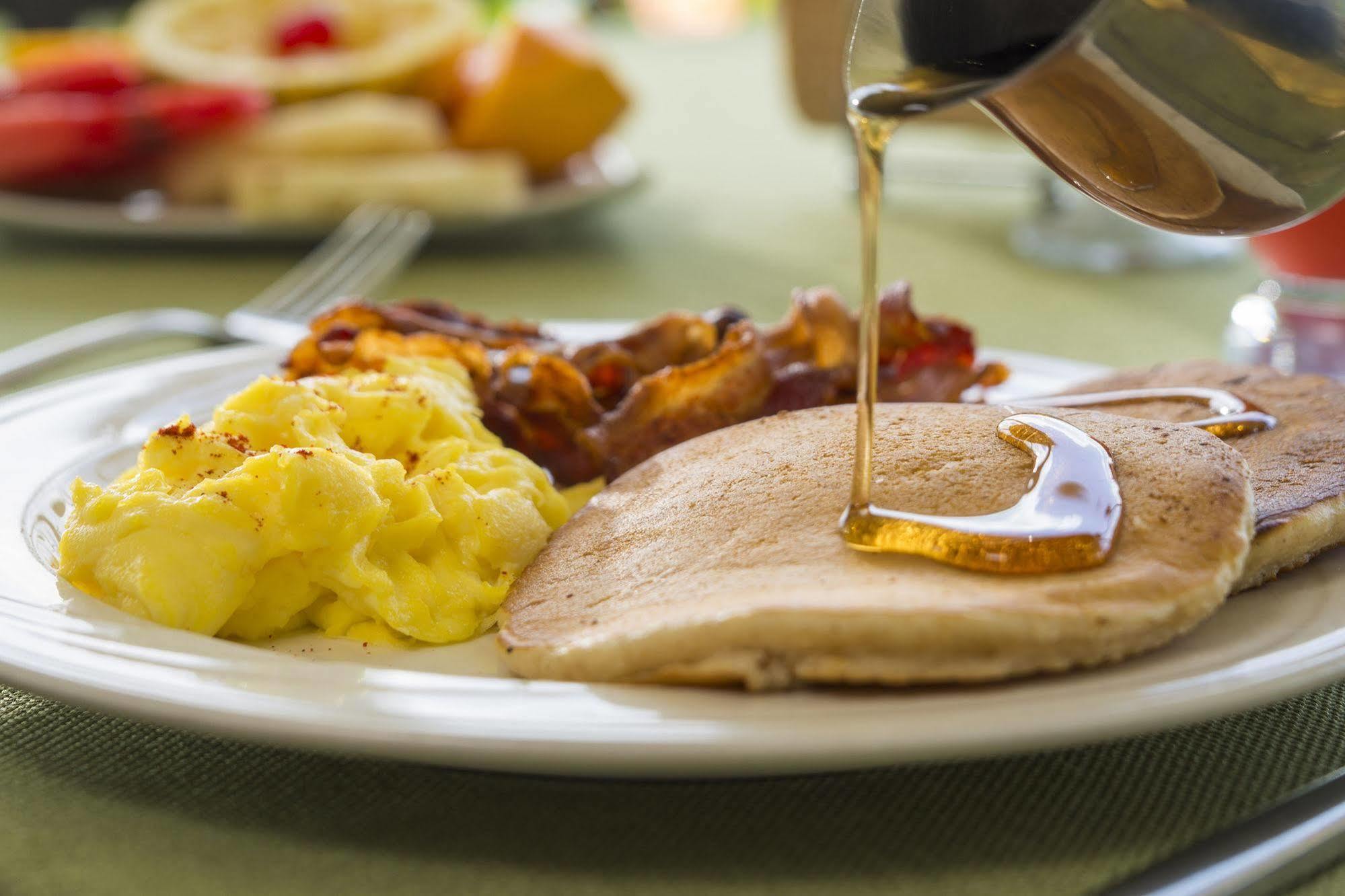Polkerris Bed & Breakfast 몬테고 베이 외부 사진